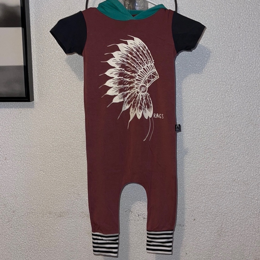 Rags to Raches Sand hooded Native RETIRE print